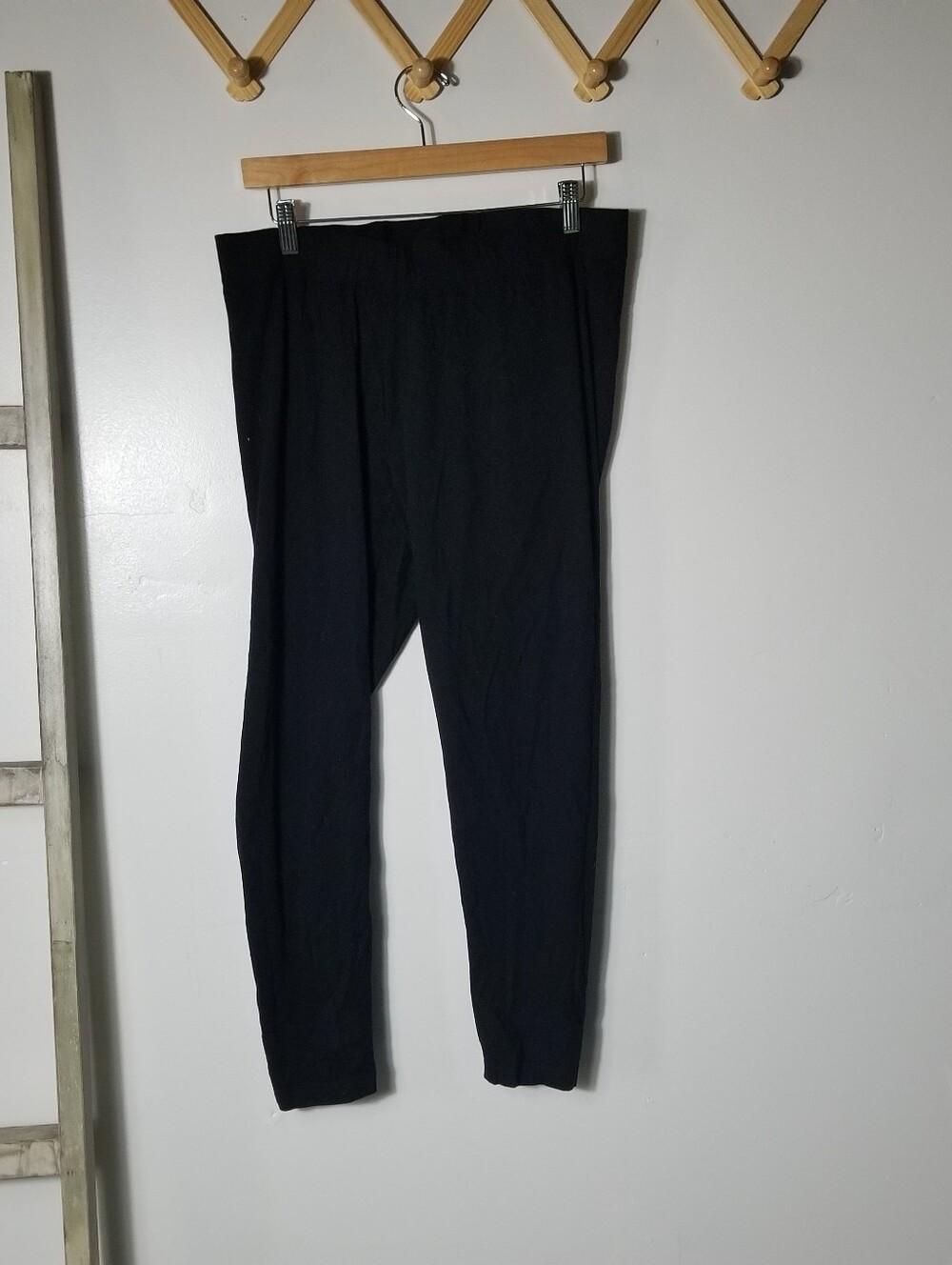 OLD NAVY WOMEN'S BLACK LEGGINGS SIZE XL